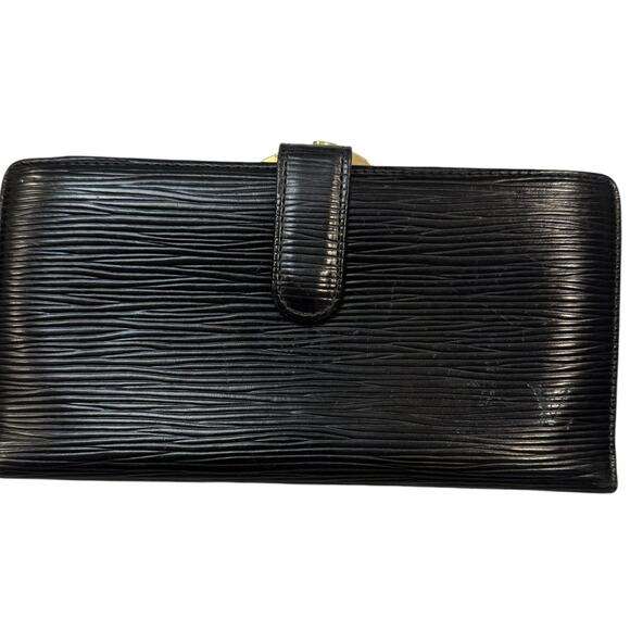 Louis Vuitton Long Black Epi Long Wallet - Picture 1 of 10